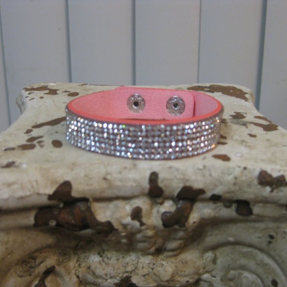 Guess Jewelry - NWOT Guess pink rhinestone cuff bracelet